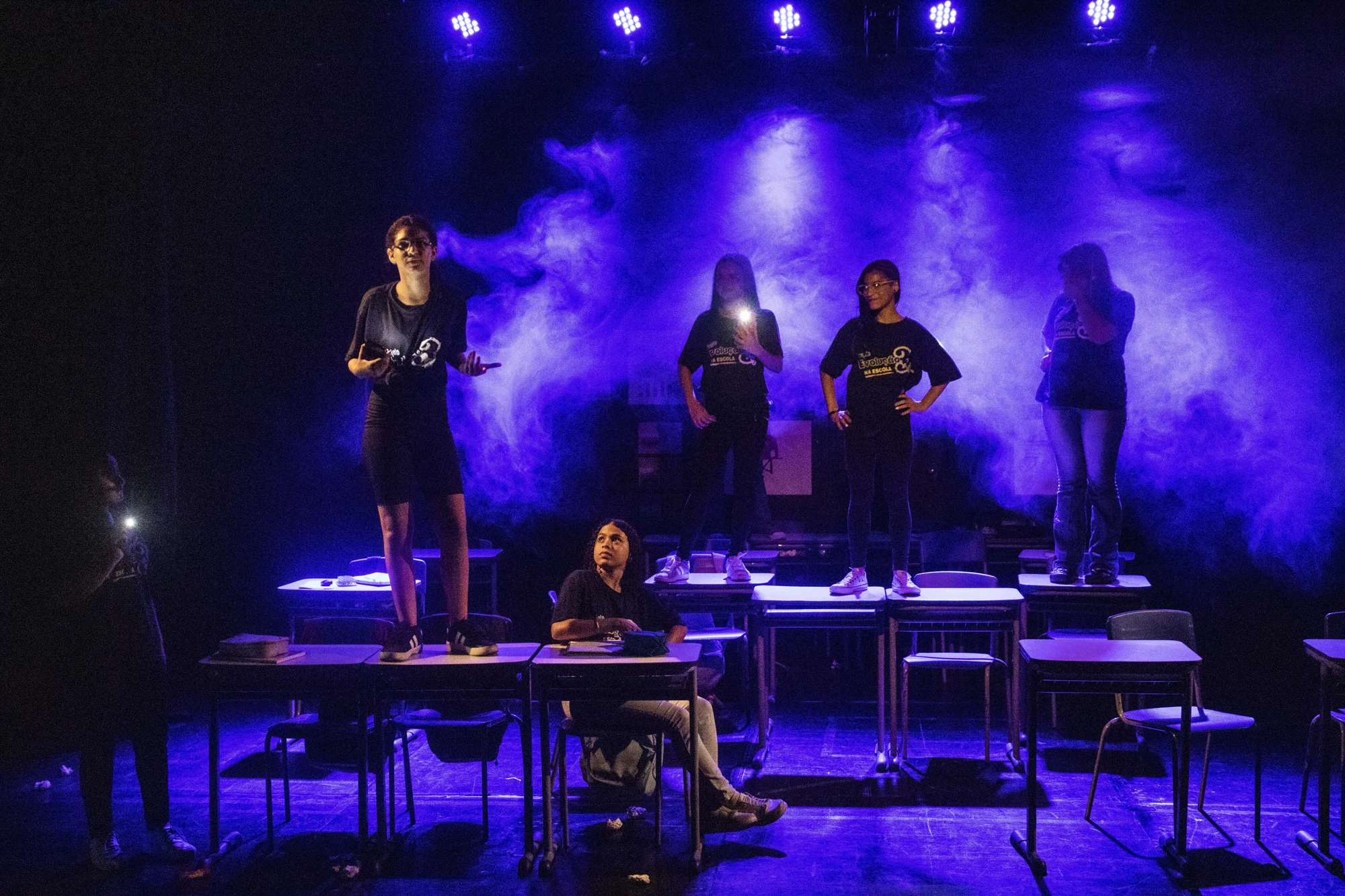 Evolução nas Escolas III — Aula Vaga — fotografia de cena ou atividade